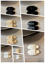 Sandalen Slippers Designer Schoenen Slippers Mode Antislip Vrouwelijke Slippers Dames Harig Pluizige wol Luxe P-merk Warm Binnen maat35-39