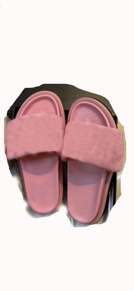 Sandales petites chaussures blanches designer luxe édition supérieure MC chaussures de sport ventes Chine queue rouge italien importé cuir de soie décontracté hommes et femmes boîte assortie gratuite