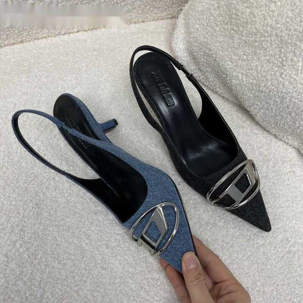 Sandali Primavera New Brand Donna Slingback Shoes Fashion Matal Buckle Ladies Elegant Med Heel Punta a punta Slip on Sandal Mules 230417