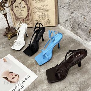 Sandales Straight Walk Show Online Red Blogger's Same Style Fashion Square Head High Heel Clip Toe Sandals Tailles 35 à 42 T230609