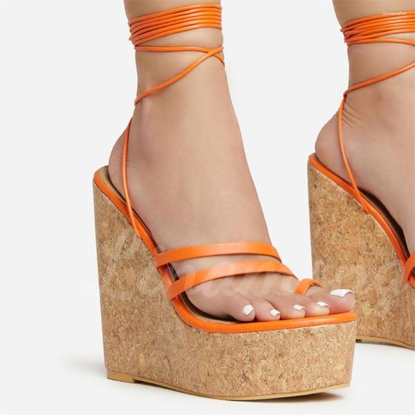 Sandalias Plataforma con tiras Cuña Zapatos de verano de cuero multicolor Punta redonda Correa en el tobillo Tacones altos Tacón de madera sintética para mujer