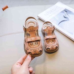 Sandales été 2022 mignon arc évider sandales pour filles plage fond souple anti-dérapant chaussures enfant en bas âge enfants chaussures G220523