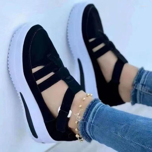 Sandales Summer 2024 Femmes en mailles respirantes coins chaussures de plate-forme décontractées pour femmes non glissantes Vulcanize Sneakers Plus taille 43