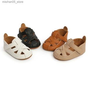 Sandales Été bébé sandales en cuir PU bébé garçons et filles doux antidérapant chaussures de plage décontractées chaussures de marche avant pour enfants 0-18 M Q240328