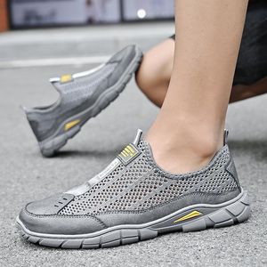 Sandalen zomer ademende mannen wandelschoenen gaas buiten sneakers klim sporte snel droog water loopt strand sandalsandals