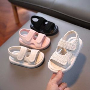 Sandalen zomer kinderen sandalen schoenen kinderen jongens zachte zolen buiten strandschoenen comfortabel eenvoudige babymeisjes zachte bodem niet -slip sandaal Z0225