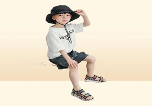 Sandales Summer Enfants039S Sport décontracté garçons ouverts Open One Word Sandale Bottomage épais non glissement Sole Soft imprimé extérieur B3984613