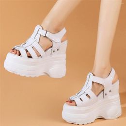 Sandales été mode baskets femmes en cuir véritable compensées talon haut gladiateur femme bout ouvert plate-forme pompes chaussures décontractées