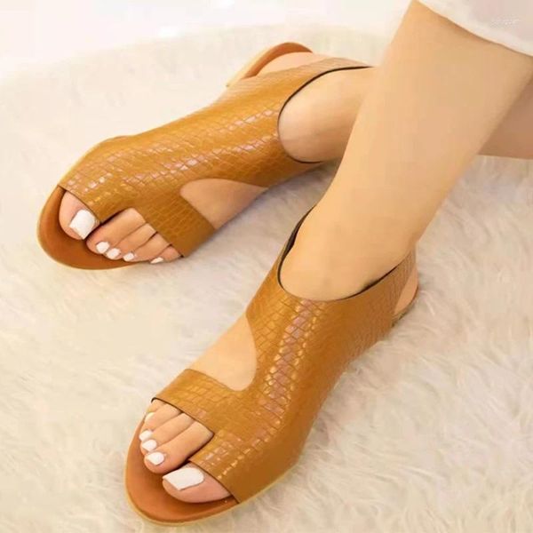 Sandales d'été plates femmes Rome marche chaussures confortables pantoufles à bout ouvert décontractées 2024 robe tongs de plage diapositives féminines