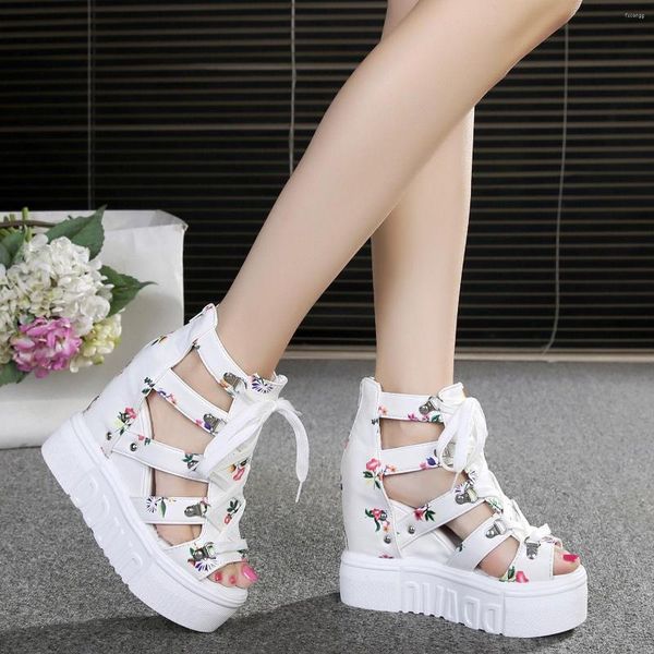 Sandalias Verano para mujeres Altura Aumento de la plataforma de plantilla Roman Floral Zapatos