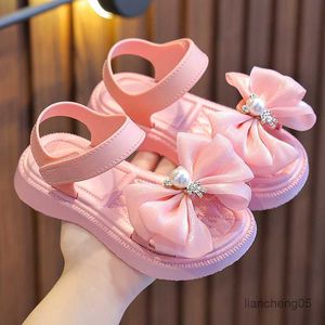 Sandalen zomer kleine meisjes sandalen 2023 nieuwe bloem eenvoudige schattige roze groene kinderen sandalen peuter baby zachte casual school kinderen schoenen
