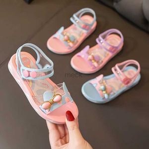 Sandalias Summer Little Girls Sandals 2024 NUEVA FLEAR SIMPLE LINDA PINK PURPURA Niños Sandalias niños pequeños Baby Soft casual Escuela casual Zapatos 240419