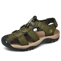 Sandales d'été chaussures pour hommes en plein air plage grande taille mode respirant Baotou ceinture élastique fond épais résistant à l'usure 230711