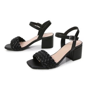 Sandals zomer nieuw merk enkelriem sandaal ondiepe pu 5,5 cm vierkante hak riem square teen dikke hiel damesschoenen abrikoos