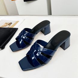 sandales été nouveau polyvalent bout carré bout ouvert talon moyen pantoufles en cuir véritable pour femmes pantoufles grandes chaussures de plage romaines pour femmes chaussures tailles 35-43 + boîte