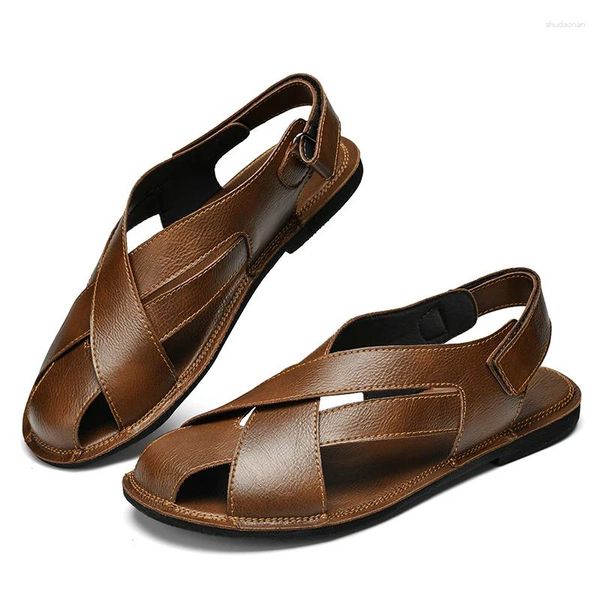 Sandales Summer Product Men Pu Baotou Bottom plat confortable Anti-glissement Business Casual Large Taille 38-47
