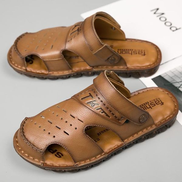 Sandales Chaussures d'eau d'été respirante en cuir classique Designer extérieur confortable sport à glissière masculine de plage décontractée randonnées