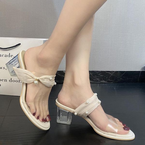 Sandales Summer femme sandale perle polka point cristal Bloc talon ouvert femelle pantoufle couche belle mignon chaussures de dame respirante