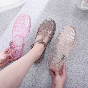 Sandales d'été femmes chaussures de gelée tête ronde plate-forme transparente sandale dame Bling argent Y2302