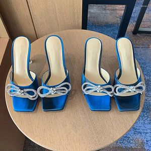 Sandalias de verano para mujer, zapatillas de diseñador de alta calidad, lazo de diamante, tacones altos dulces, zapatos de fiesta de boda con punta abierta CM