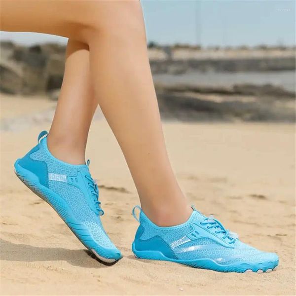 Sandales Super grande taille Anti-eau été sandale 2024 tongs femmes chaussures 46 baskets Sport exercice Badkets célébrité