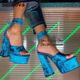 Sandales surkova Blue Pink Velvet Strange Chunky Heel Bling Crystal Sangle de mariage Chaussures