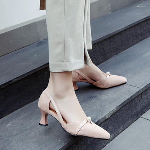 Sandales Douces Chaussures À Talons Moyens Avec Une Sensation Féminine Et Une Jupe Petite Mode Fraîche Sauvage Perlée Tête Carrée Femmes