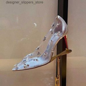 Sandales Transparentes Single Single Shoe de style français 2023 Spring New Slim Talèled Silver High Talons Femmes Crystal Chaussures Q240528