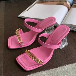 Sandalen Transparante korte en mollige hoge hakken muilezel slider dames modieuze metalen ketting ontwerp roze sandalen dames open teen gladiator schoenen sliderL2403