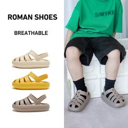 Sandalen Utune Romeinse kinderen schoenen voor meisjes en jongens zomer eva outdoor dikke kussen strand 3 7y kinderen 230224