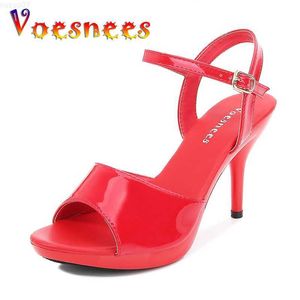 Sandales Voesnees femmes Sandas mode talons sexy plate-forme 2021 nouvelles sandales colorées mince rouge Sexy talons hauts poisson orteil femmes chaussures L230720