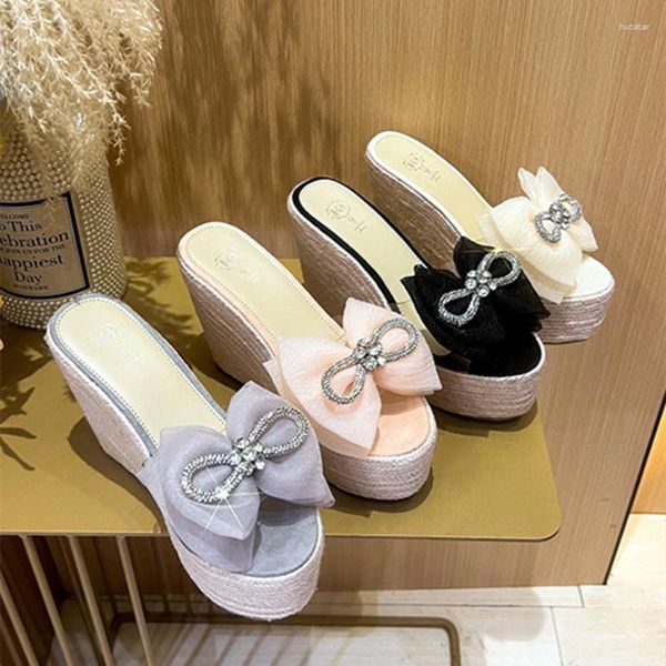 Sandalias Tacones de cuña Diapositivas Mujeres Crystal Bow Cuerda Diseño Zapatillas para zapatos de plataforma de fondo grueso Verano Tacón alto