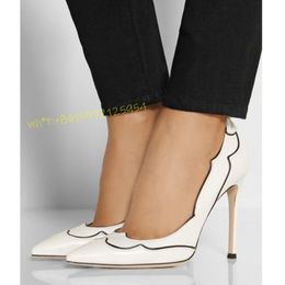 Sandales pompes blancs dames rayées bordées chaussures de soirée tendance orteils pointus peu profonds à grande taille talons hauts dames chaussures robes de fête