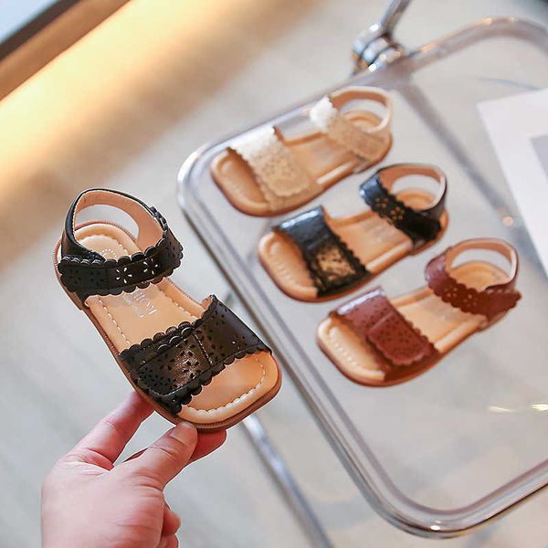 Sandales En gros d'été sandales pour enfants fille coréenne mode bébé chaussures de princesse à bout ouvert avec semelles souples et chaussures de plage découpées Z0225