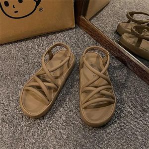 Sandalen zonder hakken Ronde voet Outdoor Vrouw Douche Sandaal Schoenen Blote voeten Slippers Sneakers Sport Drop Teni High Brand