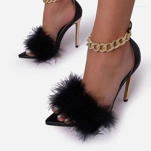 Sandals Woman High Heels 2023 Fashion d'été pointu à bout fermé Sexy Shoe Women Designers Femme Talon Femme