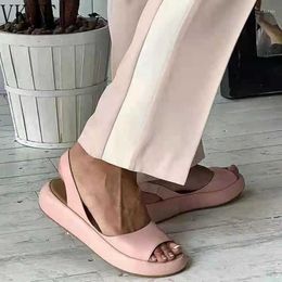 Sandalias Mujer 2022 Moda de verano PU Zapatillas de playa Señoras Cómodas Zapatos planos transpirables de gran tamaño