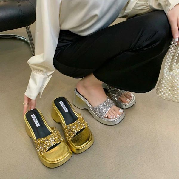Sandalias de Mujer, zapatillas de tacón de bloque, plataforma dorada, tacones altos informales, cuñas plateadas, Sandalias de diseñador de verano 2024 para Mujer
