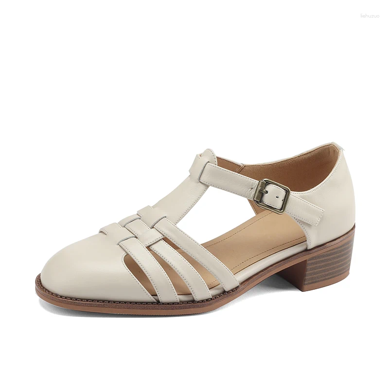 Sandálias femininas de couro genuíno romano retro feminino t-strap sapatos verão senhoras meados de salto redondo fivela 2023