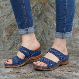 Sandales orthopédiques pour femmes, pantoufles à bout ouvert, chaussures d'été Vintage à talons bas, plateforme en éponge, sandales de marche