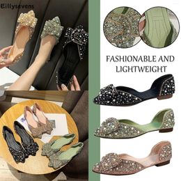 Sandalen Dames luxe glanzende platte schoenen Lente zomer retro ondiepe mond puntige teen zachte zolen casual sandalia's