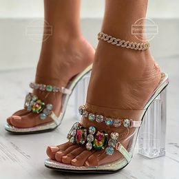 Sandales DÉCORS DE RHINESTONE FEMMES Sandales Slip on Open Toe Summer Crystal Diamond Transparent Slippers Chaussures Femmes High Heels 240401