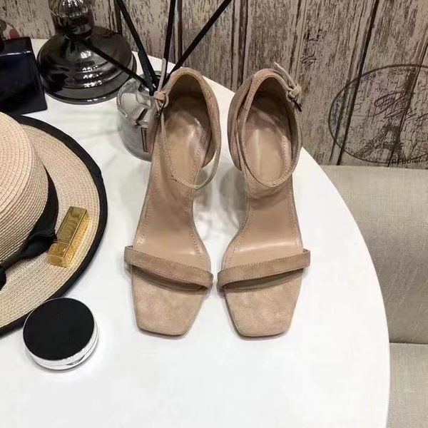 Sandalias zapatillas de mujer zapatos de playa de verano de cuero de tacones altos de París