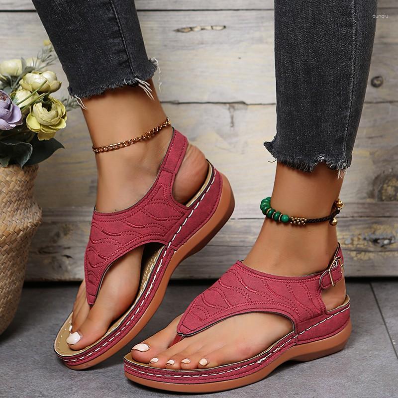 Sandales à talons compensés pour femmes, tongs, chaussures d'été, lanière à la cheville, bout ouvert, couleur unie, décontractées, collection 2023
