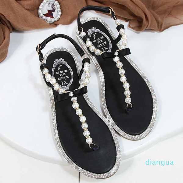 Sandalias Sandalias de mujer 2023 zapatos de verano sandalias planas de perlas cómodas zapatillas de playa con cuentas sandalias casuales rosa blanco negro Y2304