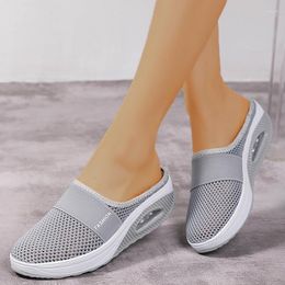 Sandales femmes chaussures 2023 plage femmes sans lacet doux femme pantoufle élégant femme chaussures Zapatillas Muje