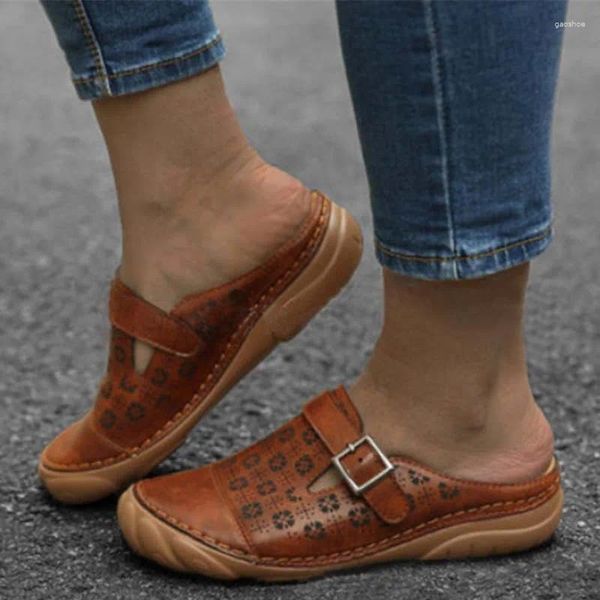 Sandalias Zapatos para mujeres Hebilla de verano Flats Ladies Mocafistas Suaves Bottom Baotou Comunicial