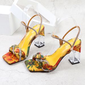 Sandalen Vrouwen Zomer 8.5cm Hoge Hakken Sandalen Lady Gladiator Geel Blok Lage Hakken Crystal Fetish Prom Nachtclub Plus Size Bloem Schoenen 230714