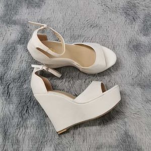 Sandalen vrouwen zomerschoenen 2022 sexy open teen enkelband platform hoge hakken wig sandals feest trouwjurk dames schoenen 19511ve z0224