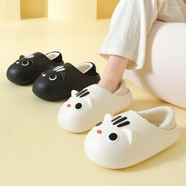 Sandales femmes hiver chaussures de jardin belle bande dessinée imperméable maison pantoufles mignon Animal antidérapant en peluche maison